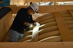 1階御差床　天井板取付のメイン画像