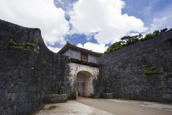歓会門（かんかいもん） 