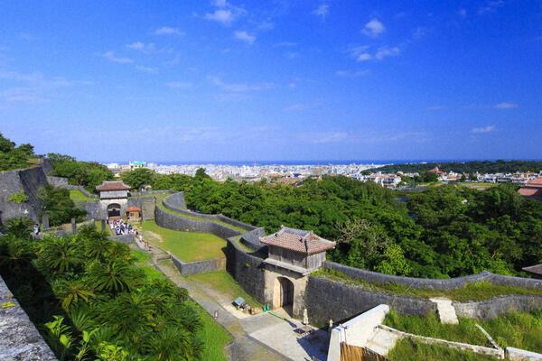 広福門からの全景 