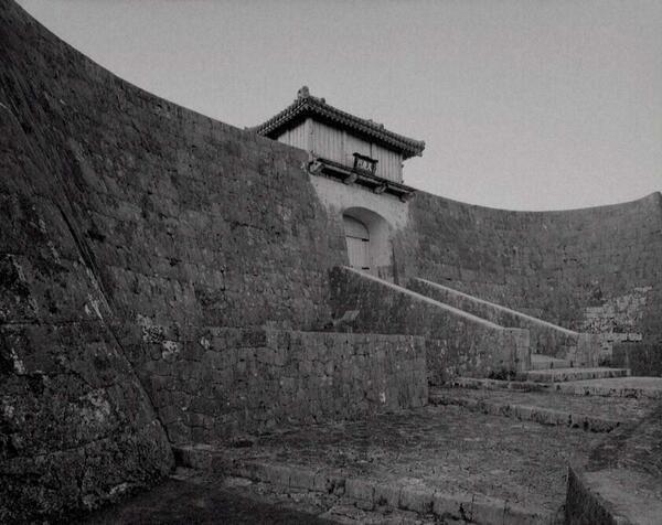 久慶門｜左斜めより正面全景