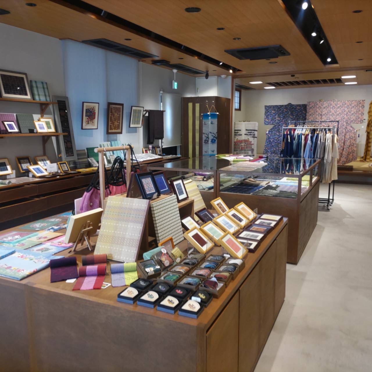 首里染織館Suikaraの外観